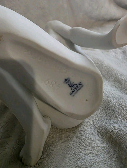 Kaiser Porcelain Bisque Figurine "Meditation" #489, Nude Woman by W. Gawantka